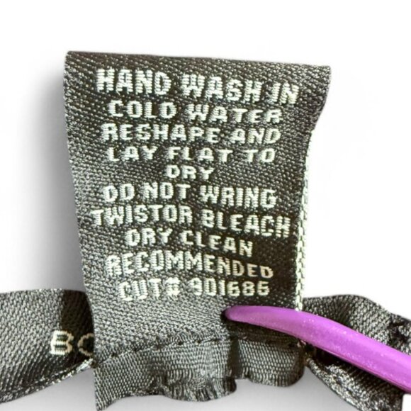 BCBGMaxAzria Button Front V-Neck Cardigan Marled Black Red Gold  Casual Chic - Picture 9 of 10